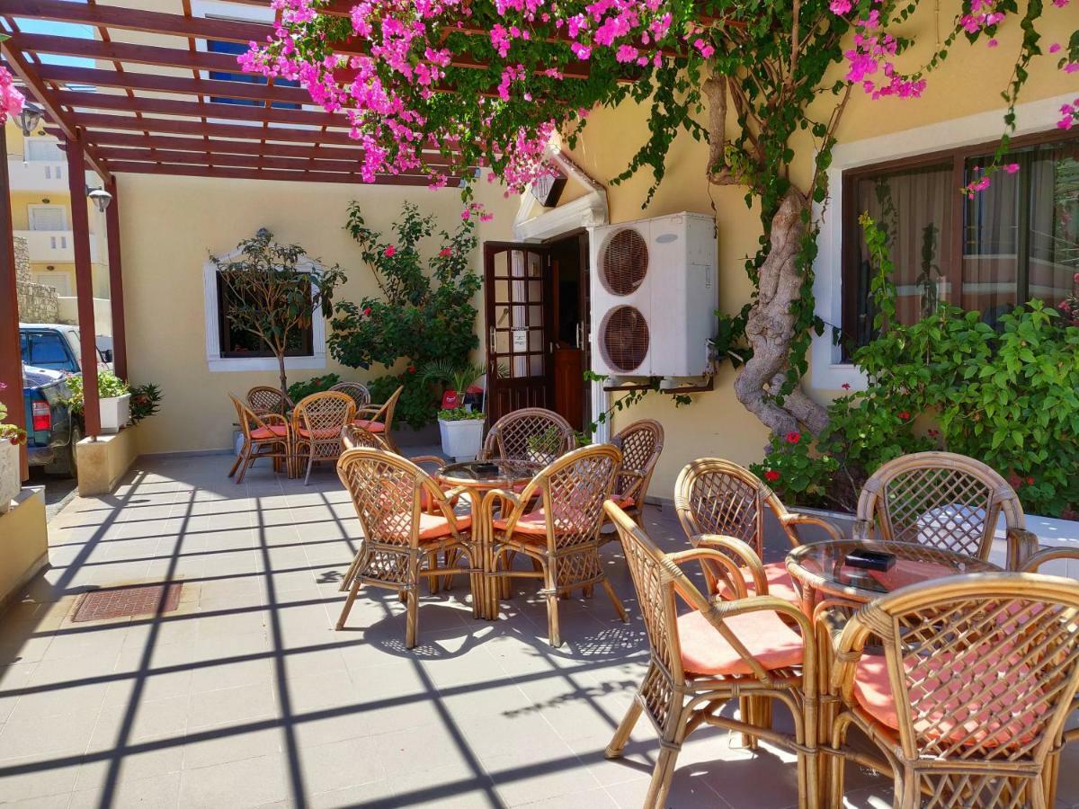 Titania Hotel Karpathos Exterior foto